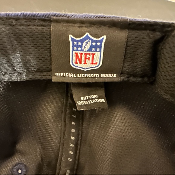 LIKE NEW - Denver Broncos SnapBack Hat - NFL Officially Licensed Pro - Picture 5 of 6